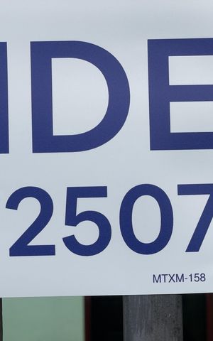 Casa à venda com 112m², 2 quartos e 1 vaga Casa à venda com 112m², 2 quartos e 1 vagaMTXM-158