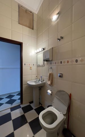 Casa à venda com 112m², 2 quartos e 1 vaga Casa à venda com 112m², 2 quartos e 1 vagaBanheiro