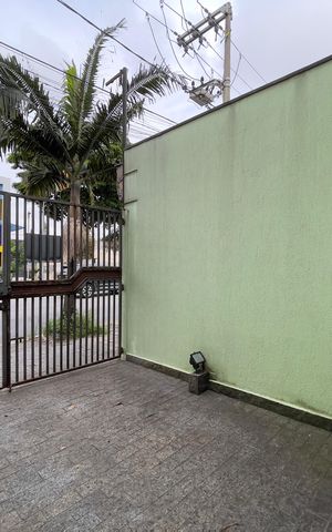 Casa à venda com 112m², 2 quartos e 1 vaga Casa à venda com 112m², 2 quartos e 1 vagaGaragem