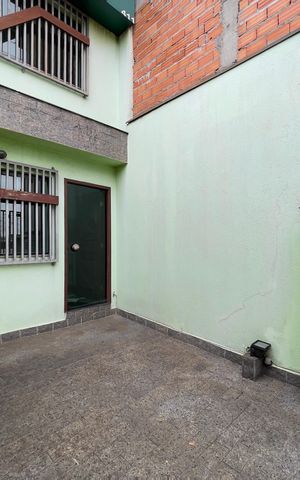 Casa à venda com 112m², 2 quartos e 1 vaga Casa à venda com 112m², 2 quartos e 1 vagaGaragem