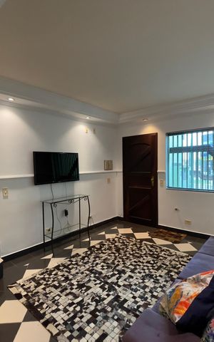Casa à venda com 112m², 2 quartos e 1 vaga Casa à venda com 112m², 2 quartos e 1 vagaSala