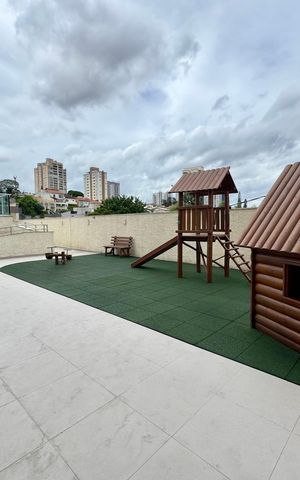 Apartamento à venda com 45m², 2 quartos e 1 vaga Apartamento à venda com 45m², 2 quartos e 1 vagaÁrea comum - Playground