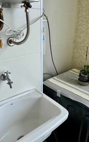 Apartamento à venda com 45m², 2 quartos e 1 vaga Apartamento à venda com 45m², 2 quartos e 1 vagaÁrea de Serviço