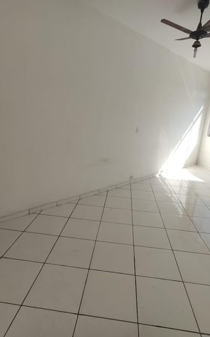 Casa para alugar com 65m², 2 quartos e sem vaga Casa para alugar com 65m², 2 quartos e sem vagaSala
