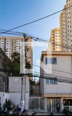 Apartamento à venda com 35m², 2 quartos e sem vaga Apartamento à venda com 35m², 2 quartos e sem vagaFachada e portaria