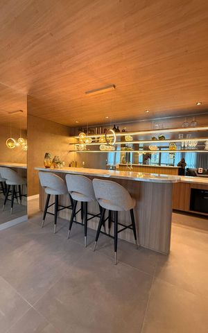 Apartamento à venda com 155m², 3 quartos e 2 vagas Apartamento à venda com 155m², 3 quartos e 2 vagasÁrea externa