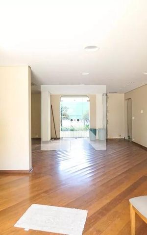 Apartamento à venda com 149m², 4 quartos e 3 vagas Apartamento à venda com 149m², 4 quartos e 3 vagasSalão de festas