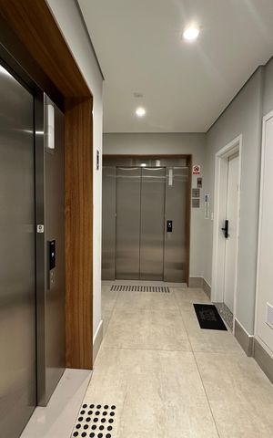 Apartamento para alugar com 52m², 2 quartos e 1 vaga Apartamento para alugar com 52m², 2 quartos e 1 vagaHall de entrada