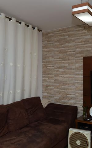 Casa à venda com 103m², 2 quartos e 2 vagasSala