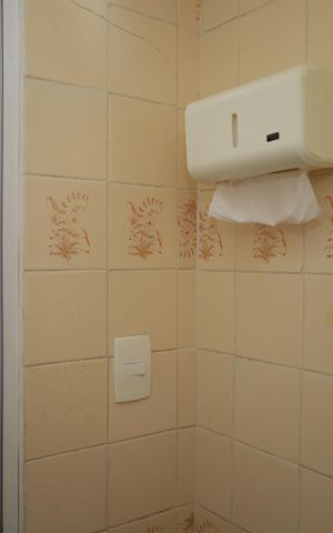 Casa à venda com 103m², 2 quartos e 2 vagasBanheiro 2