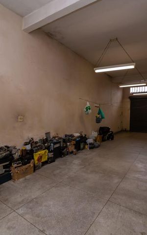 Casa à venda com 245m², 3 quartos e 10 vagasGaragem