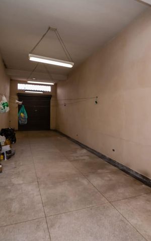 Casa à venda com 245m², 3 quartos e 10 vagasGaragem