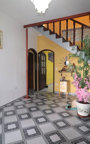 Casa para alugar com 478m², 5 quartos e 5 vagasSala