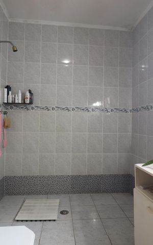Casa para alugar com 478m², 5 quartos e 5 vagasBanheiro Quarto 1 suíte
