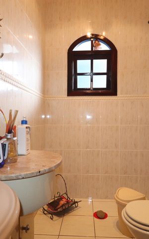 Casa para alugar com 478m², 5 quartos e 5 vagasBanheiro 4