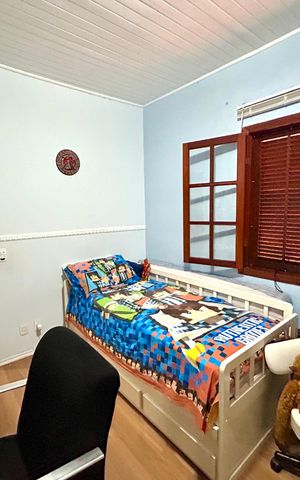 Casa à venda com 222m², 3 quartos e 4 vagas Casa à venda com 222m², 3 quartos e 4 vagasQuarto 2