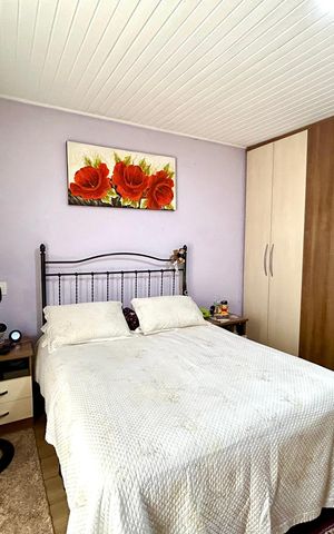 Casa à venda com 222m², 3 quartos e 4 vagas Casa à venda com 222m², 3 quartos e 4 vagasQuarto Suíte