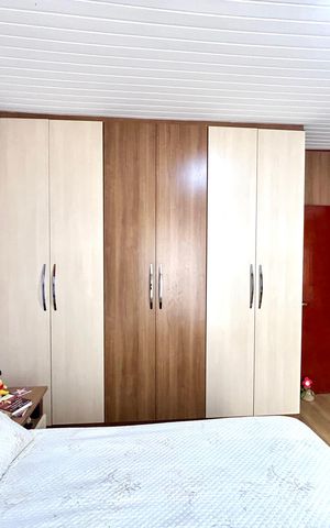 Casa à venda com 222m², 3 quartos e 4 vagas Casa à venda com 222m², 3 quartos e 4 vagasQuarto Suíte