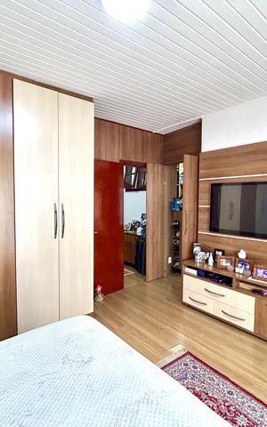 Casa à venda com 222m², 3 quartos e 4 vagas Casa à venda com 222m², 3 quartos e 4 vagasQuarto Suíte