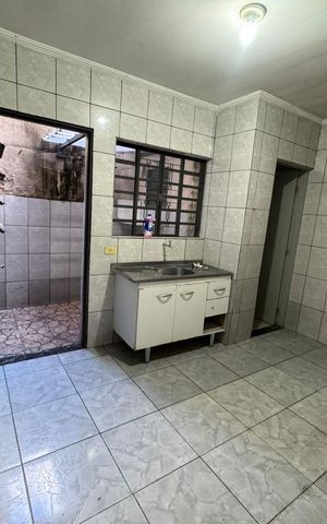 Casa para alugar com 52m², 1 quarto e 1 vaga