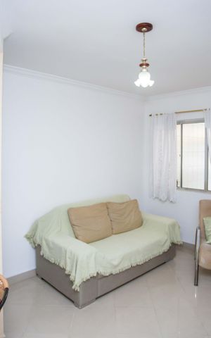 Casa à venda com 101m², 3 quartos e 1 vagaSala de TV