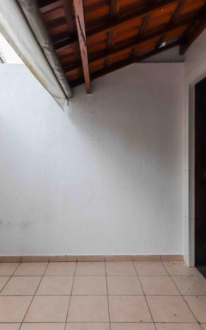 Casa de condomínio à venda com 113m², 2 quartos e 2 vagasLavanderia
