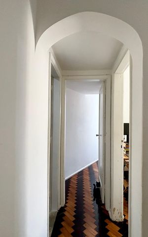Apartamento à venda com 70m², 2 quartos e sem vaga Apartamento à venda com 70m², 2 quartos e sem vagaSala - corredor