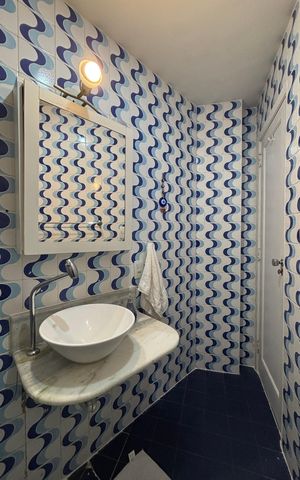 Apartamento à venda com 70m², 2 quartos e sem vaga Apartamento à venda com 70m², 2 quartos e sem vagaBanheiro social