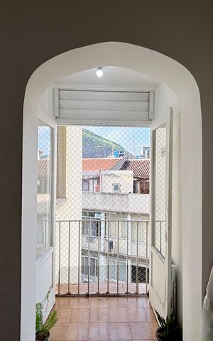 Apartamento à venda com 70m², 2 quartos e sem vaga Apartamento à venda com 70m², 2 quartos e sem vagaSala - varanda