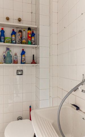 Apartamento à venda com 108m², 2 quartos e 1 vaga Apartamento à venda com 108m², 2 quartos e 1 vagaBanheiro de Serviço