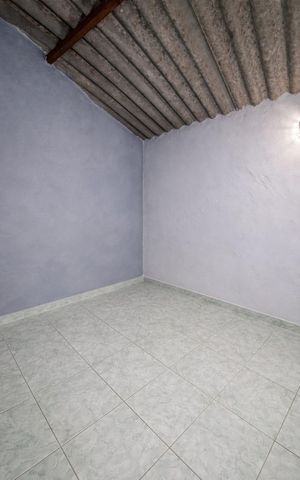 Casa à venda com 78m², 2 quartos e sem vaga Casa à venda com 78m², 2 quartos e sem vagaDetalhe