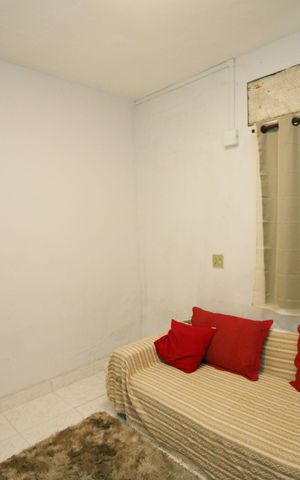 Casa à venda com 55m², 1 quarto e sem vagaQuarto