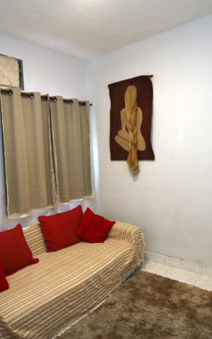 Casa à venda com 55m², 1 quarto e sem vagaQuarto
