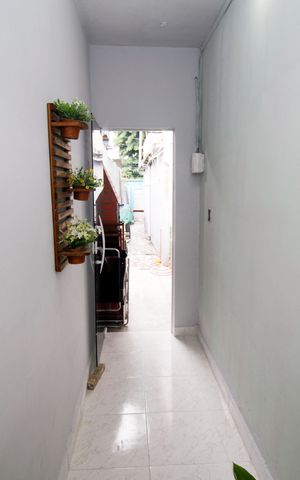Casa à venda com 55m², 1 quarto e sem vagaSala - Acesso
