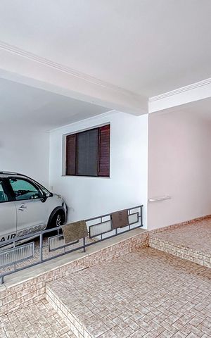 Casa à venda com 170m², 3 quartos e 3 vagasGaragem