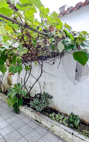 Casa à venda com 170m², 3 quartos e 3 vagasÁrea externa