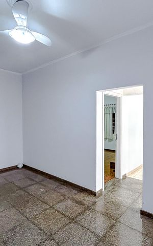 Casa à venda com 170m², 3 quartos e 3 vagasSala