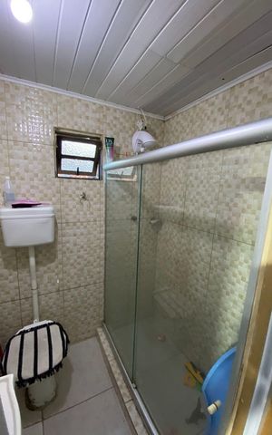 Casa à venda com 160m², 4 quartos e sem vaga Casa à venda com 160m², 4 quartos e sem vagaCasa 1