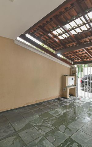 Casa à venda com 144m², 2 quartos e 1 vaga Casa à venda com 144m², 2 quartos e 1 vagaGaragem