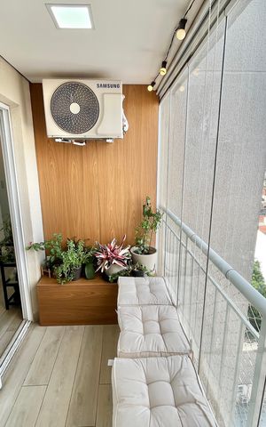 Apartamento à venda com 48m², 2 quartos e 1 vaga Apartamento à venda com 48m², 2 quartos e 1 vagaVaranda da Sala