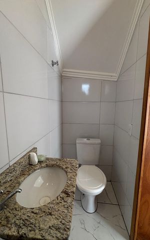 Apartamento à venda com 81m², 2 quartos e 3 vagas Apartamento à venda com 81m², 2 quartos e 3 vagasGaragem - Banheiro