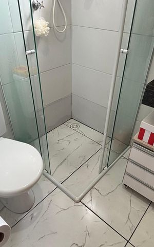 Apartamento à venda com 81m², 2 quartos e 3 vagas Apartamento à venda com 81m², 2 quartos e 3 vagasBanheiro