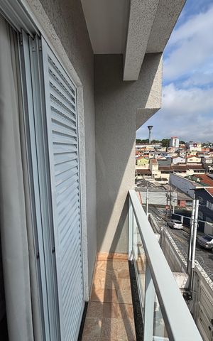 Apartamento à venda com 81m², 2 quartos e 3 vagas Apartamento à venda com 81m², 2 quartos e 3 vagasQuarto 1 Varanda