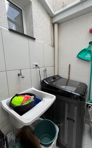 Apartamento à venda com 81m², 2 quartos e 3 vagas Apartamento à venda com 81m², 2 quartos e 3 vagasÁrea de Serviço