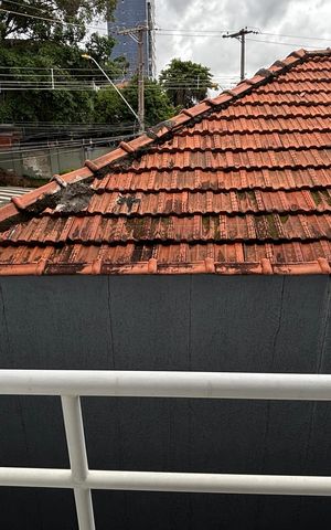 Casa à venda com 166m², 3 quartos e 3 vagas Casa à venda com 166m², 3 quartos e 3 vagasQuarto 1 Varanda