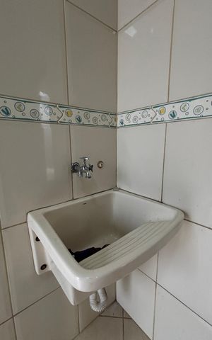 Casa à venda com 166m², 3 quartos e 3 vagas Casa à venda com 166m², 3 quartos e 3 vagasÁrea de Serviço