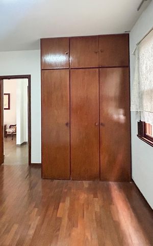 Casa à venda com 420m², 6 quartos e 4 vagas