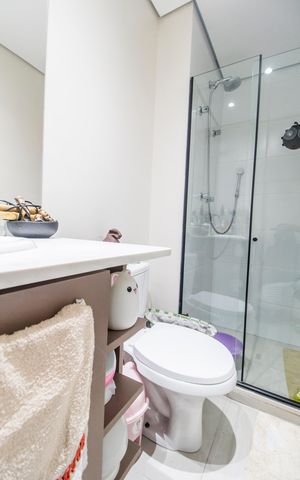 Apartamento à venda com 82m², 2 quartos e 2 vagas Apartamento à venda com 82m², 2 quartos e 2 vagasBanheiro 2