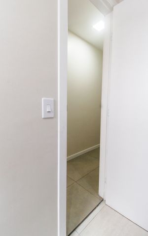 Apartamento à venda com 82m², 2 quartos e 2 vagas Apartamento à venda com 82m², 2 quartos e 2 vagasBanheiro da Suíte