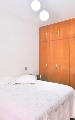 Casa de condomínio à venda com 256m², 3 quartos e 3 vagas Casa de condomínio à venda com 256m², 3 quartos e 3 vagasQuarto 2